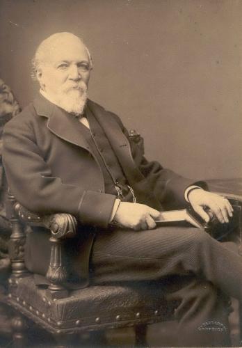 RB141. Robert Browning Aged about 72. Photograph by Alexander Bassano, London, ca. May 1884. Location: ABL.